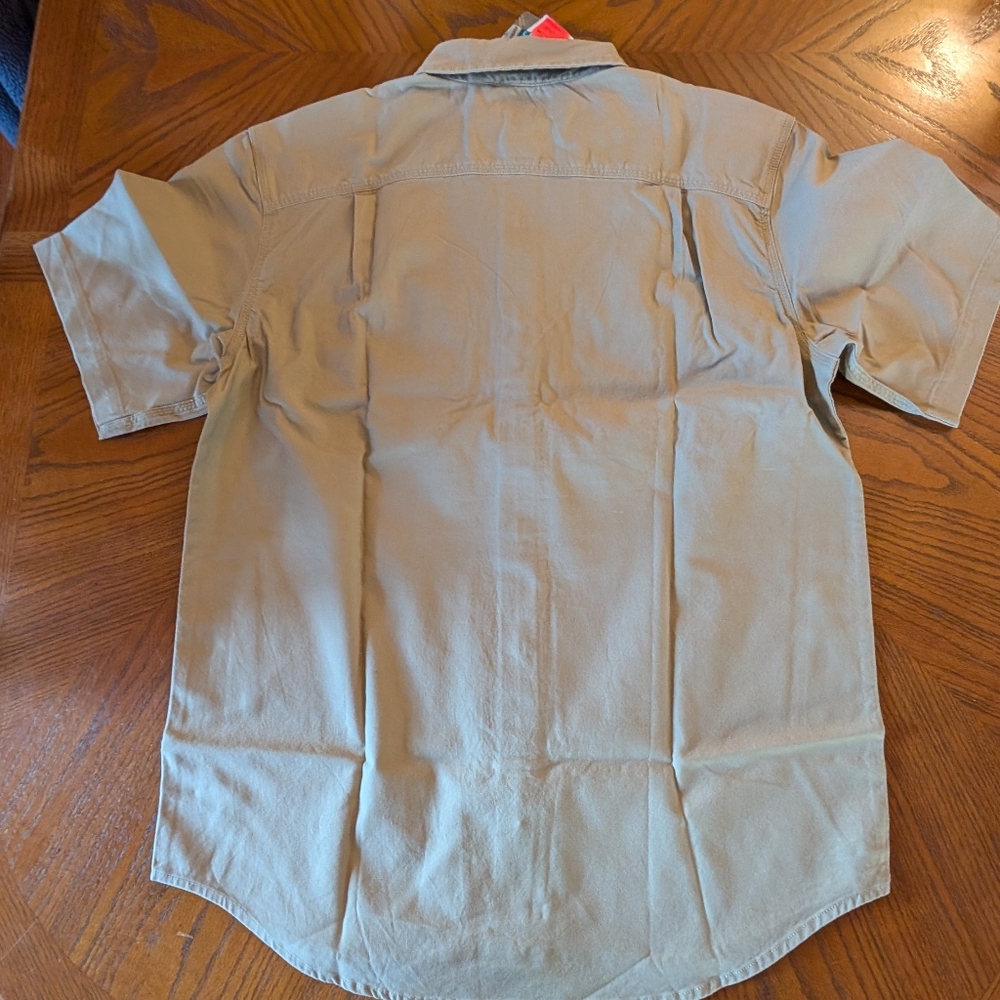 Carhartt NWT tan short sleeve button down - Picture 2 of 3